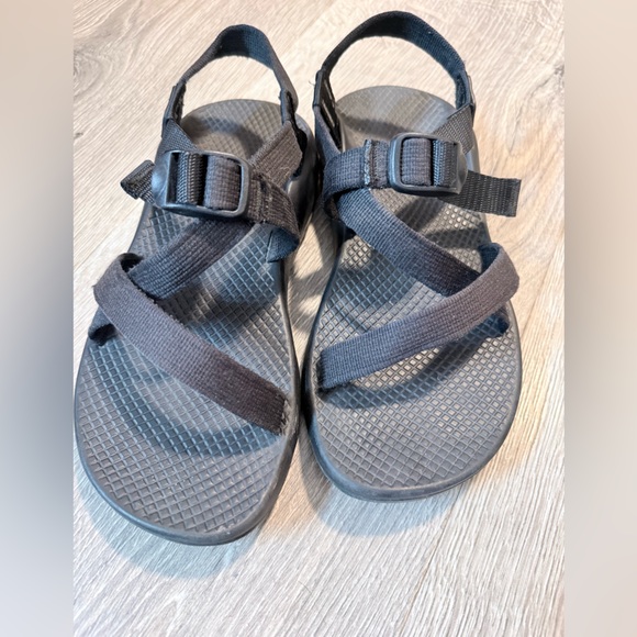 Chaco Black Athletic Sandals size 8 - Picture 3 of 7